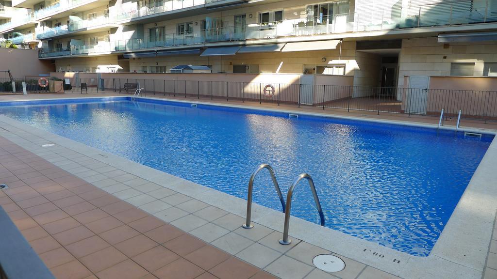 Alexandra'S Beach-Port Badalona Luaran gambar