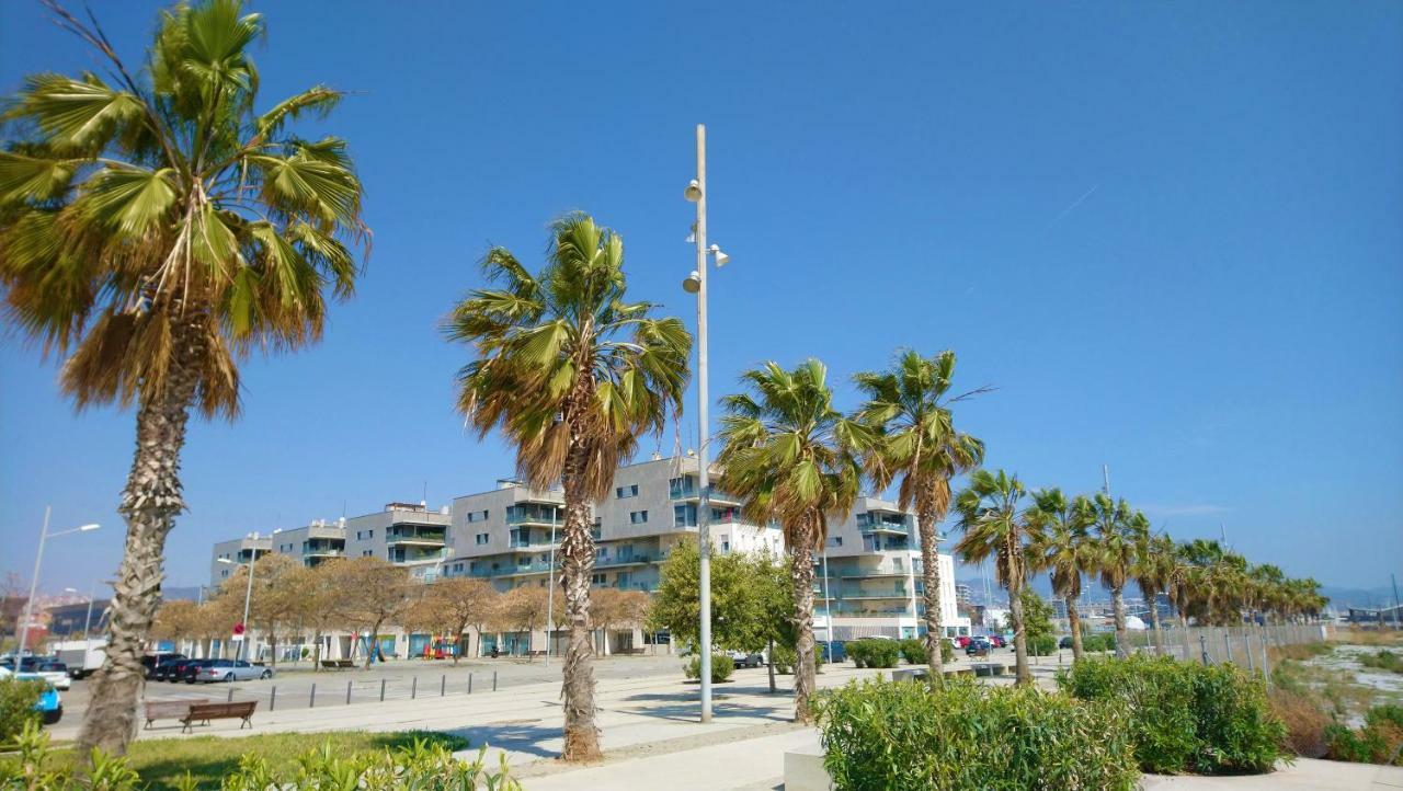 Alexandra'S Beach-Port Badalona Luaran gambar